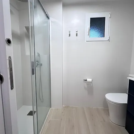 Ecocasa 12pax Perfecta Grupos, Reforma Lujo, Junto Parada Metrovalencia, Cerca Centro Valencia Y Playa, Lavadora, Secadora Equipamiento Total * ブルハソット