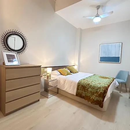 Ecocasa 12pax Perfecta Grupos, Reforma Lujo, Junto Parada Burjassot Metrovalencia, Cerca Centro Y Playa, Lavadora, Secadora Equipamiento Total Apartment Valencia