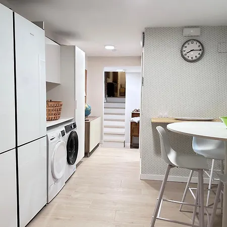 アパート Ecocasa 12pax Perfecta Grupos, Reforma Lujo, Junto Parada Metrovalencia, Cerca Centro Valencia Y Playa, Lavadora, Secadora Equipamiento Total ブルハソット