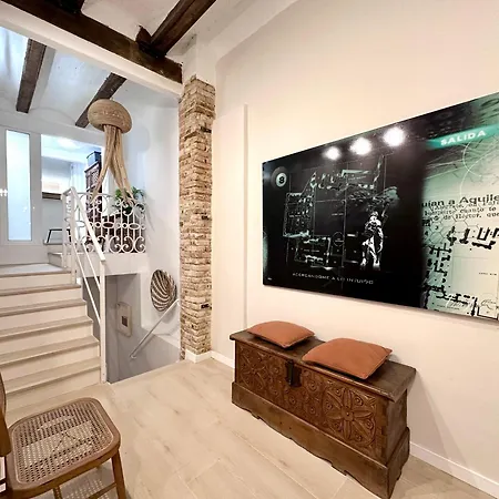 Ecocasa 12pax Perfecta Grupos, Reforma Lujo, Junto Parada Metrovalencia, Cerca Centro Valencia Y Playa, Lavadora, Secadora Equipamiento Total Apartment